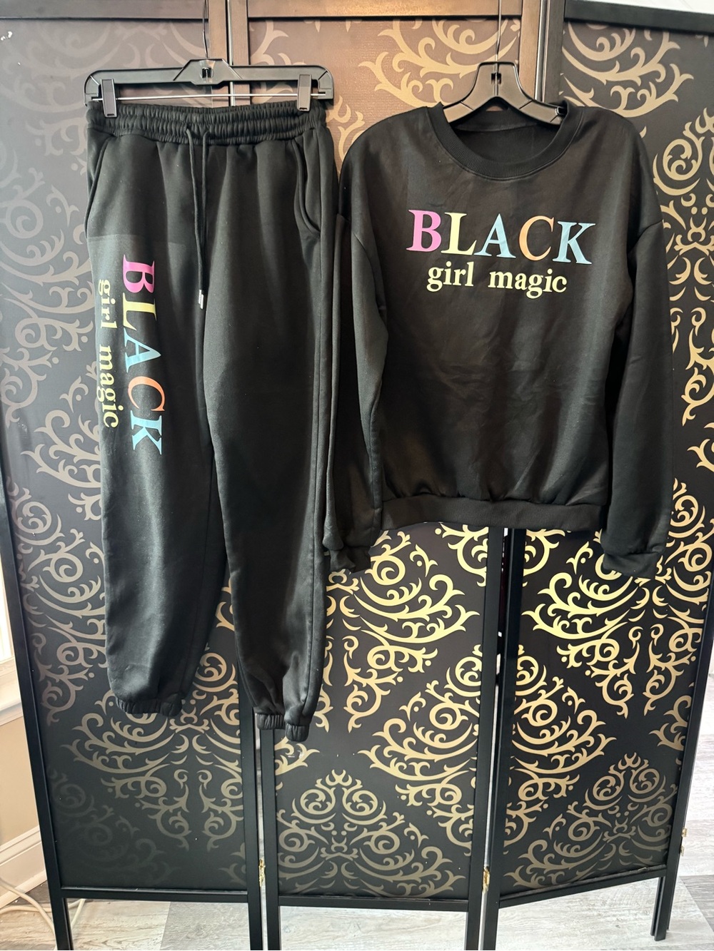 SHEIN Black Sweatshirt & Joggers Set with Multicolor 'BLACK girl magic' Print